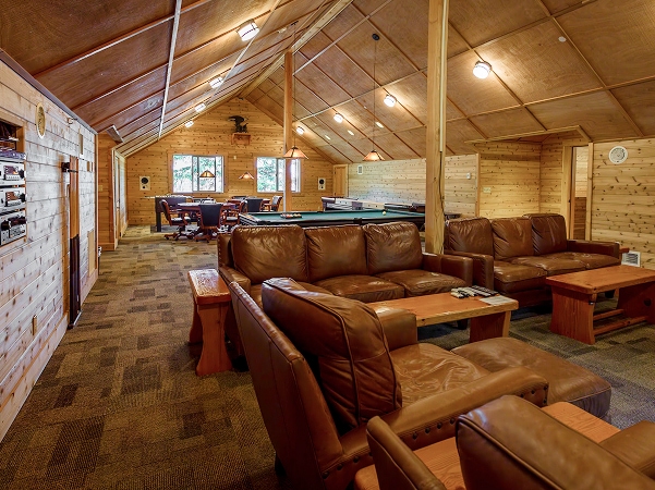 the lounge at the residence