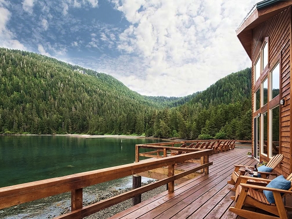 experience-the-lodge-crafted-design.jpg